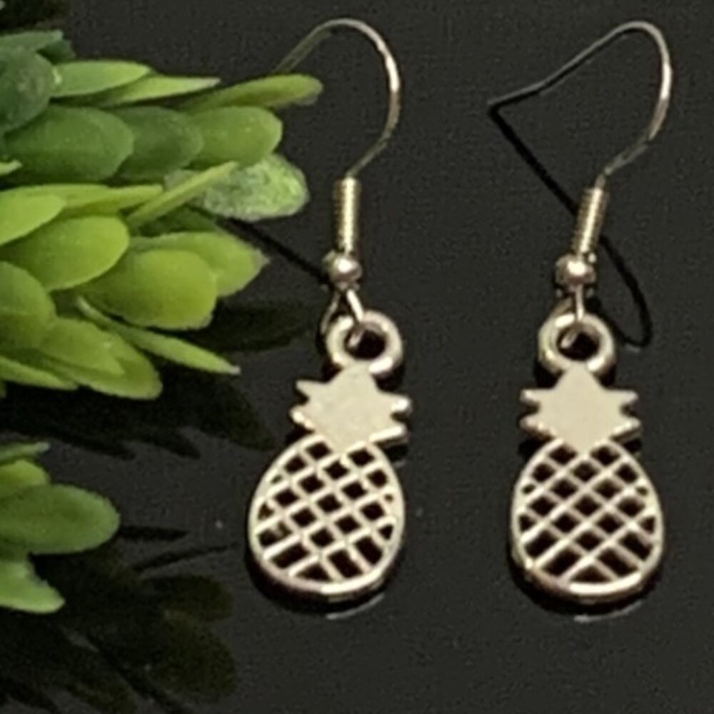 Pineapple Earring, Fruit Earring, Gift Idea, Funny Food Earring, Silly Earring